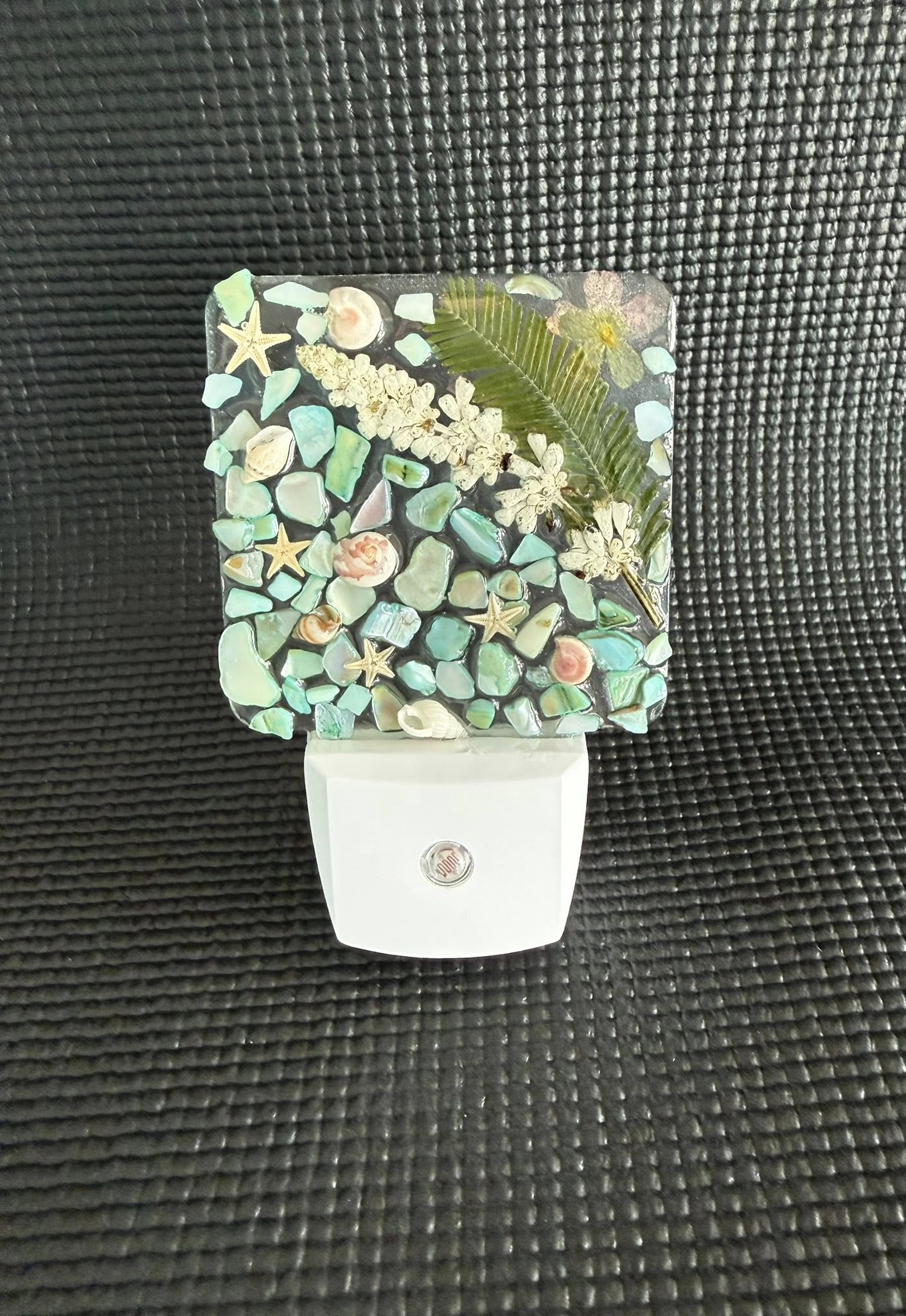 3/6/2026 - $40 Friday: Let’s Do Resin! - 5:30pm - H&S East Michigan Studio