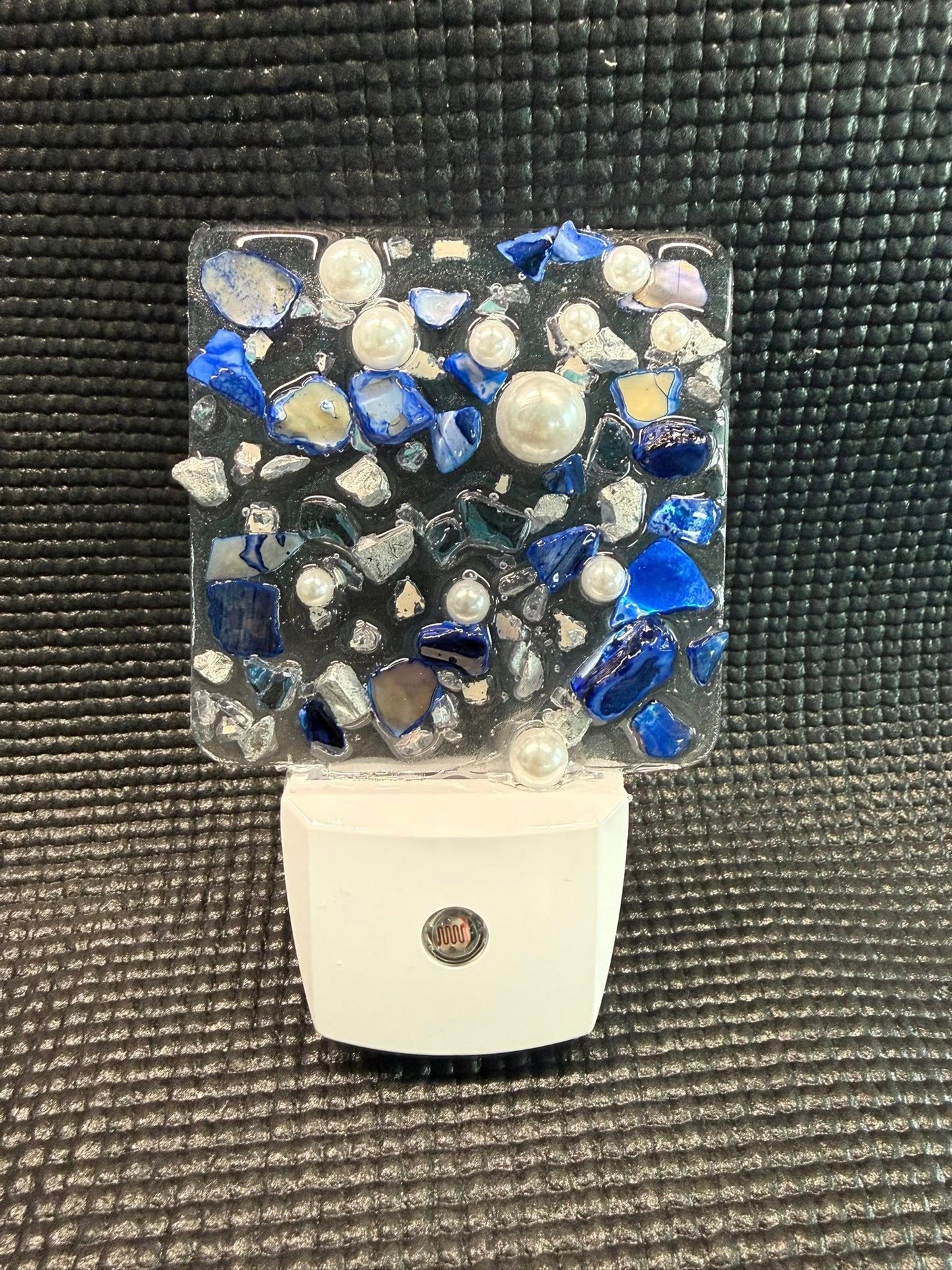 3/6/2026 - $40 Friday: Let’s Do Resin! - 5:30pm - H&S East Michigan Studio