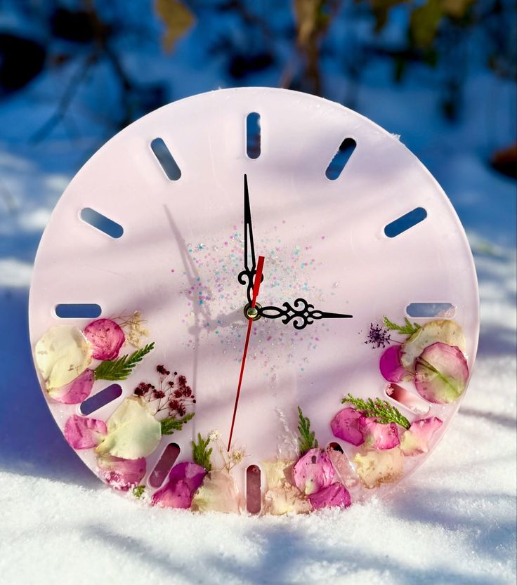 7/26/26 - Resin Pour Clock Workshop - 1:00pm - Hammer & Stain East Michigan Studio